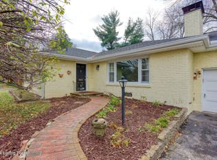 808 Huntington Rd, Louisville, KY 40207