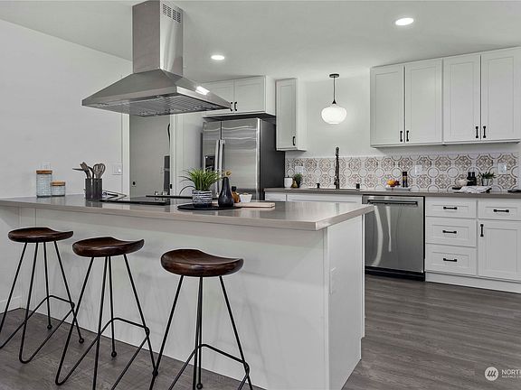 5th image of 11502 85th Avenue Ct E