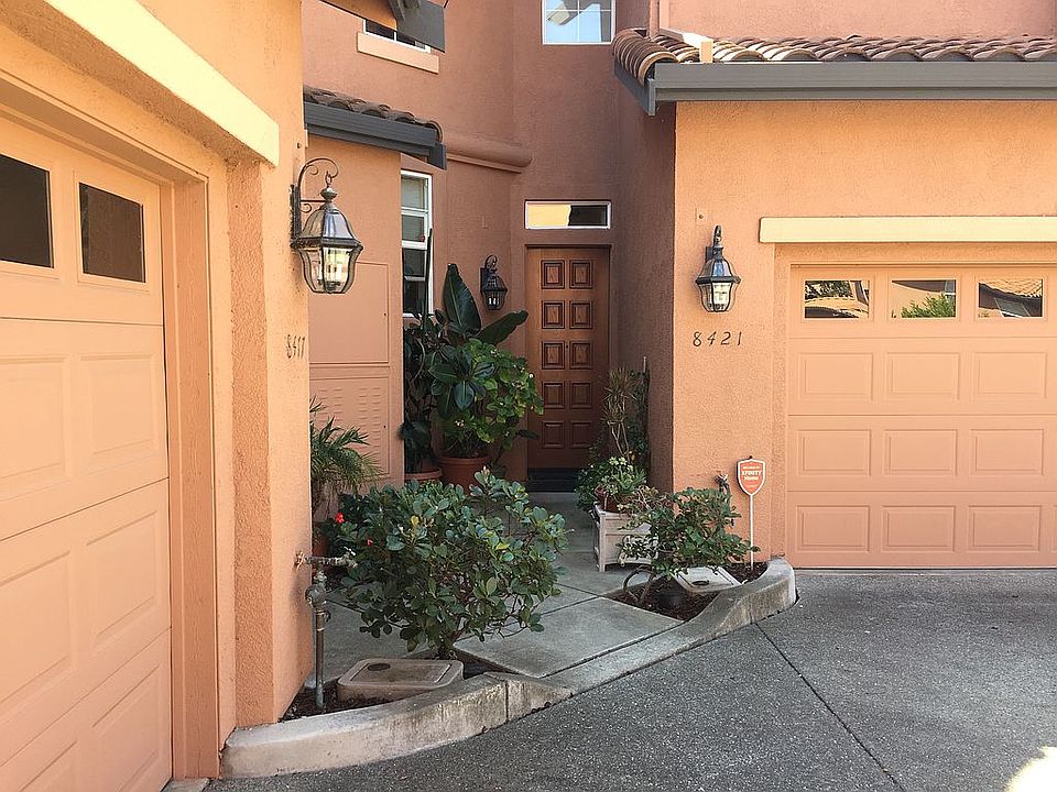2nd image of 8421 Benavente Ct