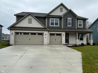 1345 Sambar Ln, Greenwood, IN 46143
