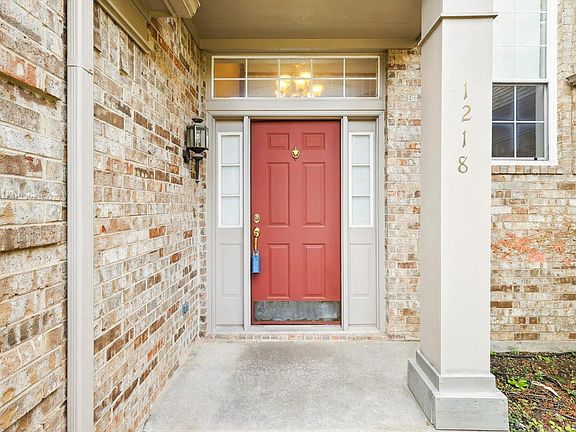 3rd image of 1218 Saint Tropez Dr