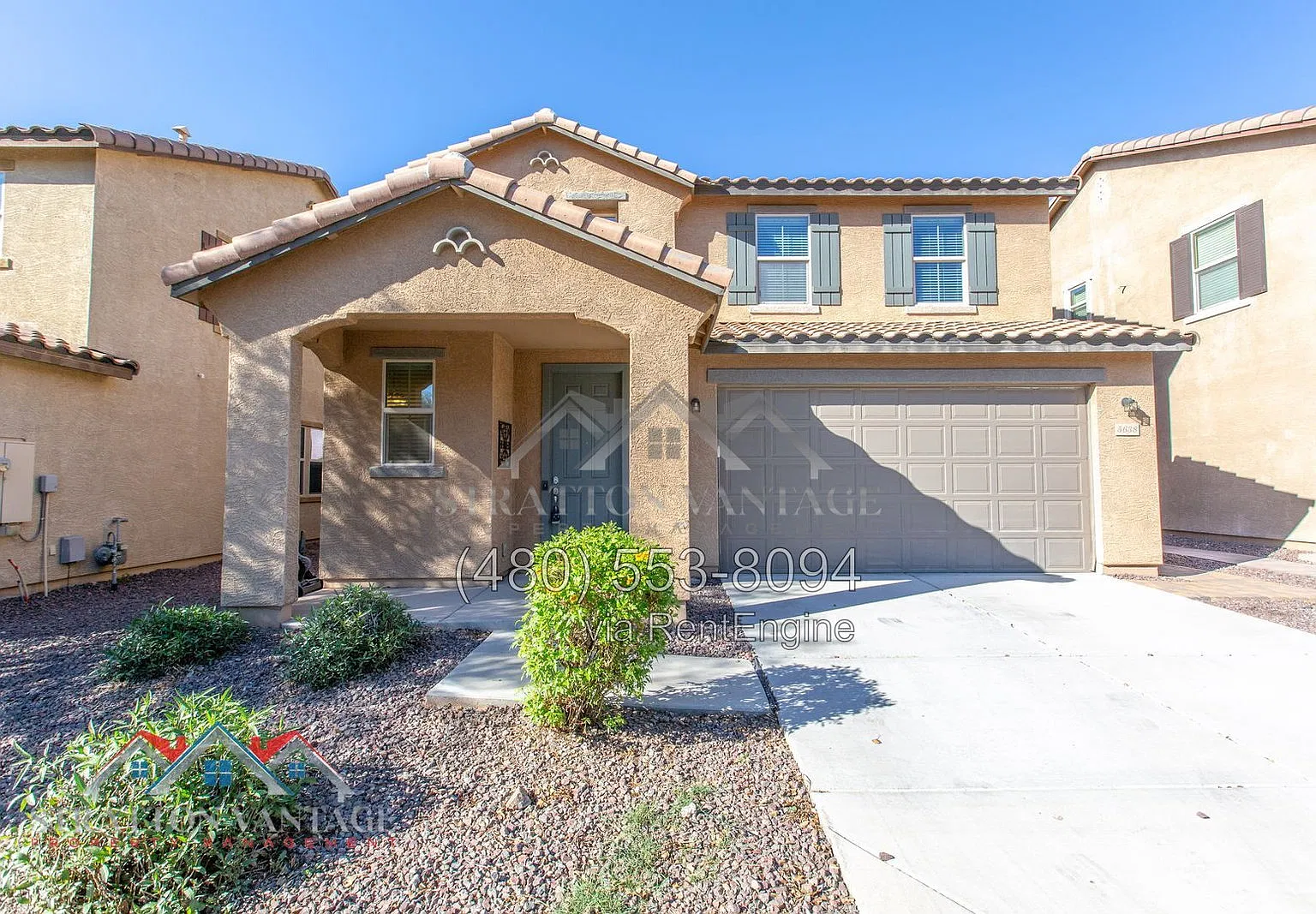 3 bed, 2.5 bath, 2111 sqft, $2,200 — Photo 2