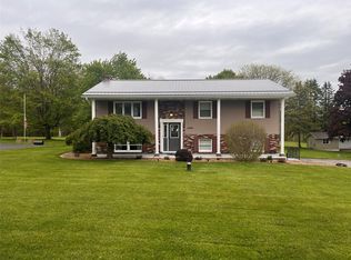 10506 Hollis Rd, Meadville, PA 16335