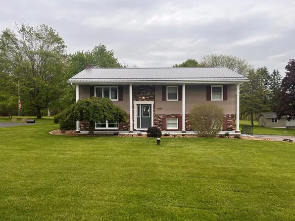 10506 Hollis Rd, Meadville, PA 16335