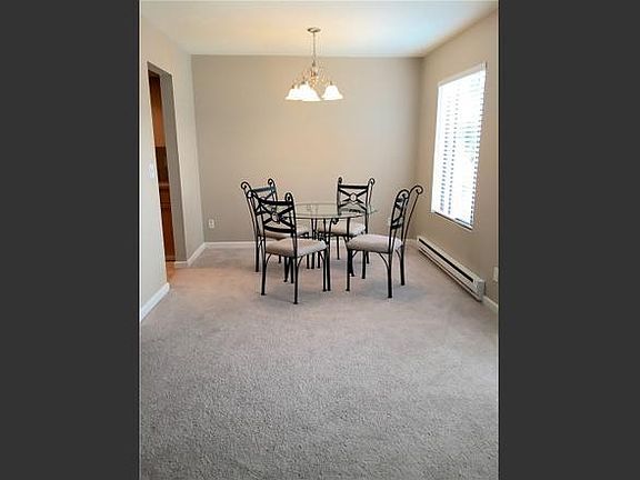 3rd image of 10414 NE 32nd Pl APT D201