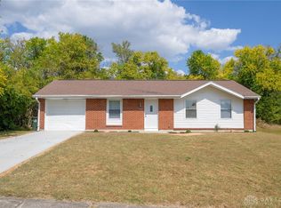 7032 Marsh Creek Dr, Dayton, OH 45426