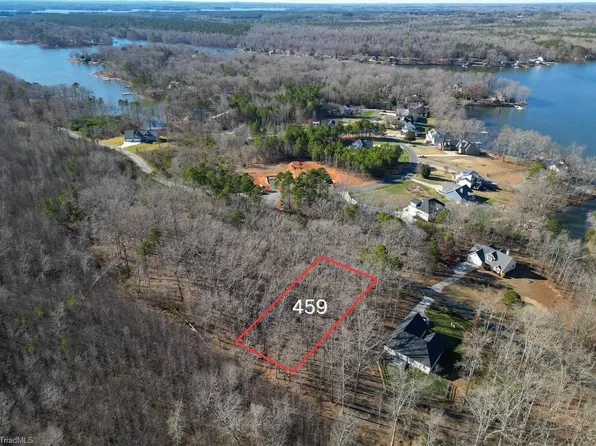 459 Harborgate Dr, Denton, NC 27239