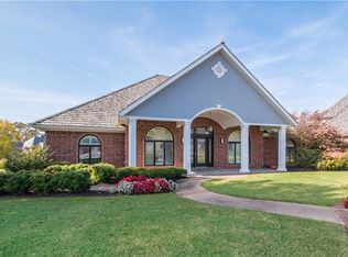 44 W Champions Blvd, Rogers, AR 72758