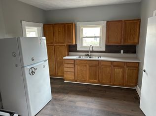 32 N Gladstone Ave, Columbus, IN 47201