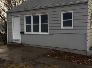 1544 E 32nd St, Des Moines, IA 50317