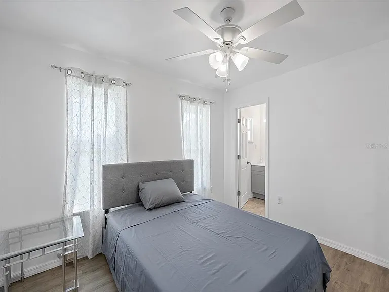 23019 Seneca Ave #A — Photo 13