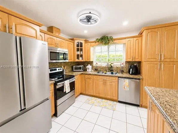 2245 SW 62nd Ave #0, Miami, FL 33155