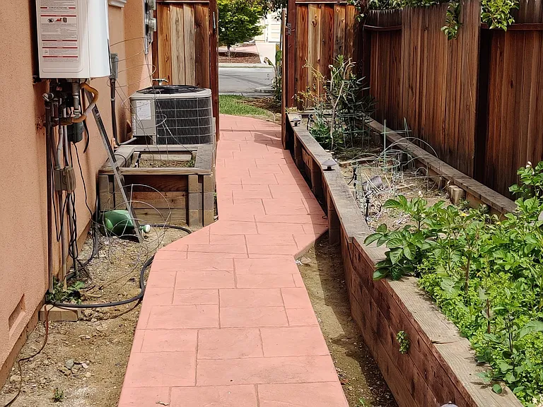 20118 Forest Ave #ROOM RENTAL — Photo 8