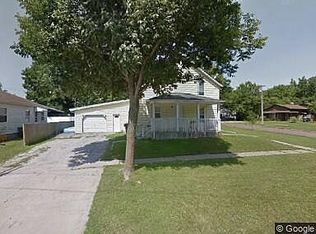 519 N Columbus St, West Liberty, IA 52776