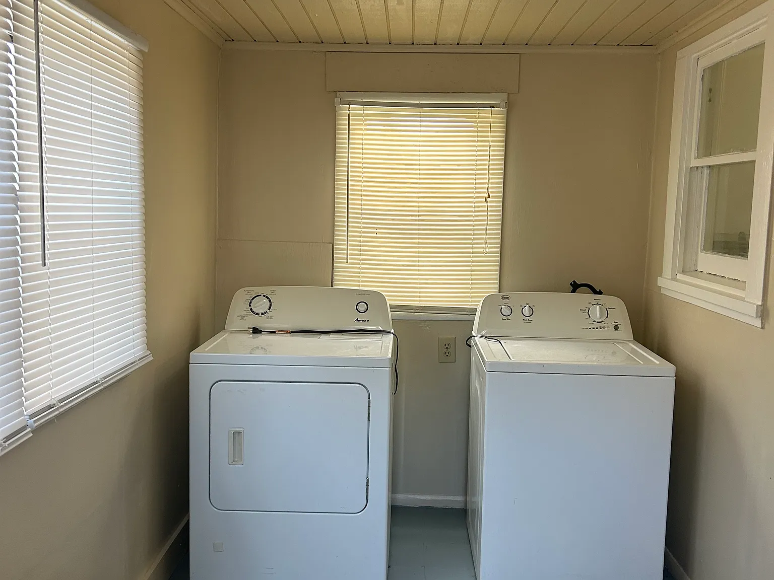 2 bed, 810 sqft, $1,100 — Photo 3