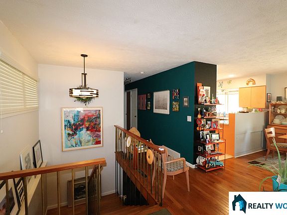 5th image of 3320 S 42nd St