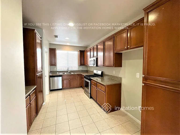 34241 Ogrady Ct — Photo 5