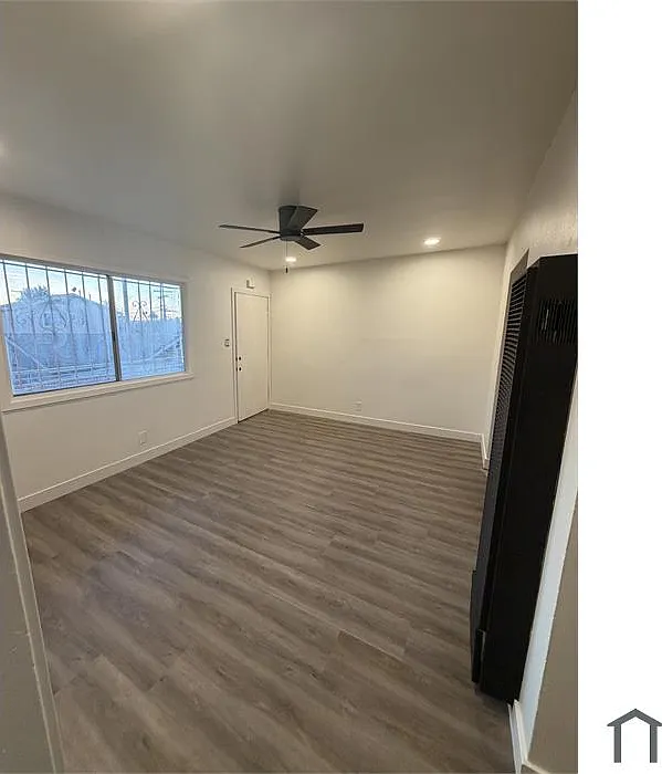 2 bed, 1.0 bath, $2,500 — Photo 2