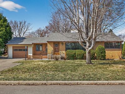 2009 Wheeler St N, Roseville, MN, 55113