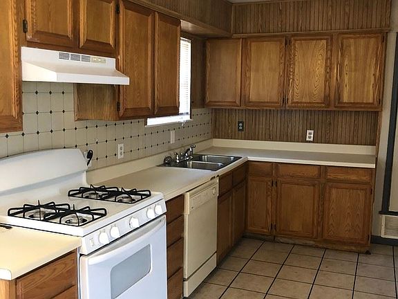 3rd image of 2110 N 7th St