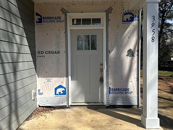 3rd image of 3958 Harrisburg Rd #63