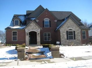 47702 Alpine Dr, Novi, MI