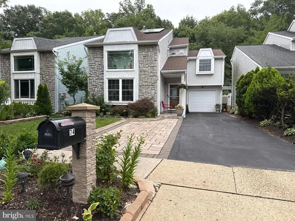 74 Winchester Dr, East Windsor, NJ 08520