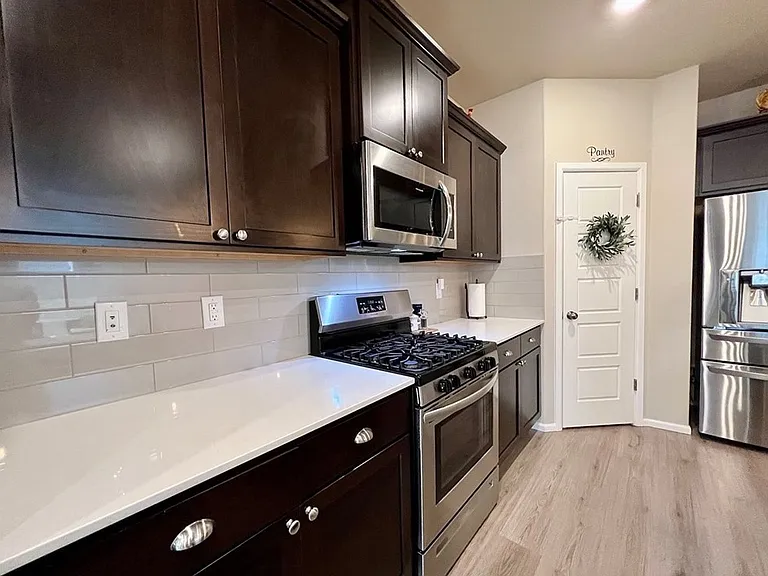 32683 Tolmie Ln — Photo 5