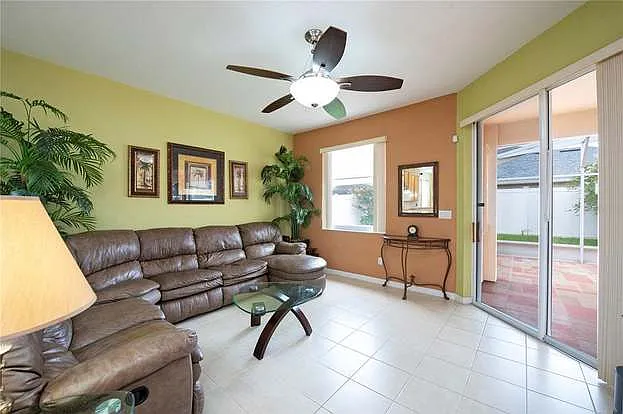 2920 Willow Creek Ln — Photo 54
