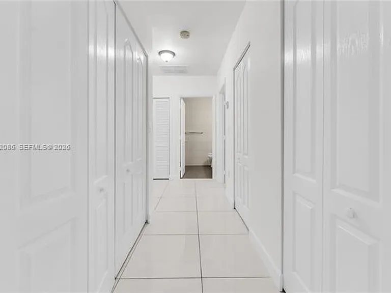 1029 SW 11th Ave #1029 — Photo 32