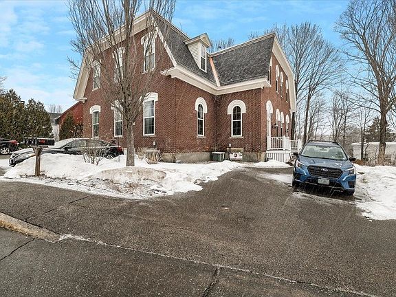4th image of 14 Knight Street #2