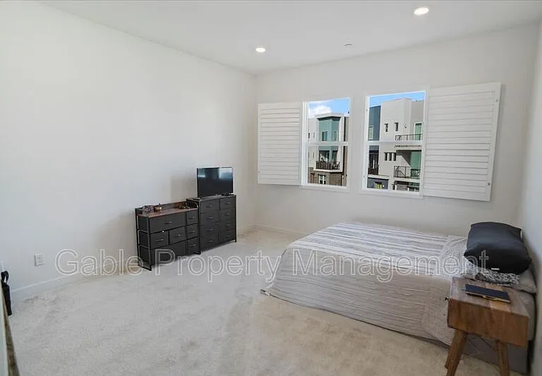 27410 Merlin Pl #205 — Photo 8