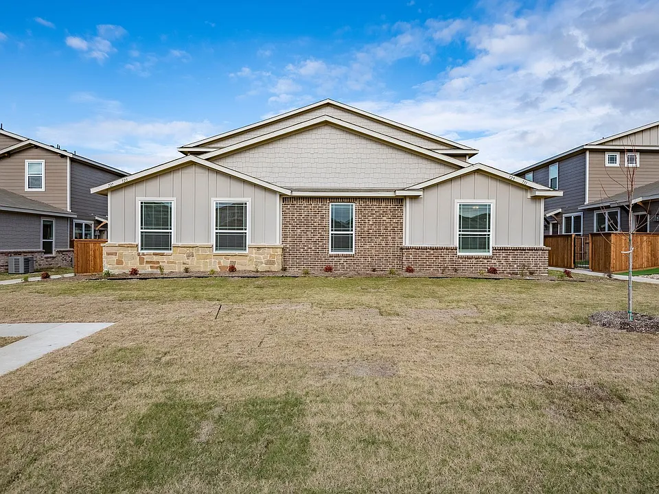 609 Wheatfield Dr