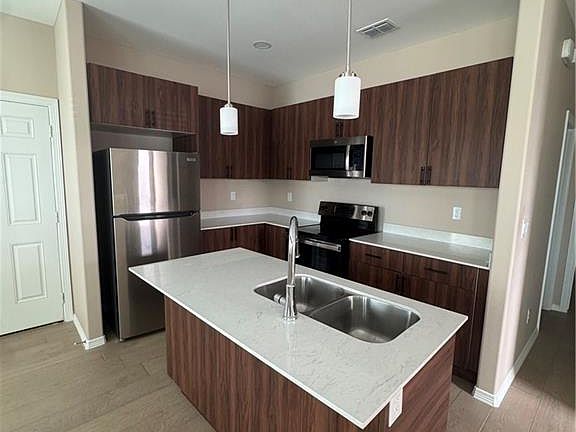 2nd image of 3101 W Driftwood St #1