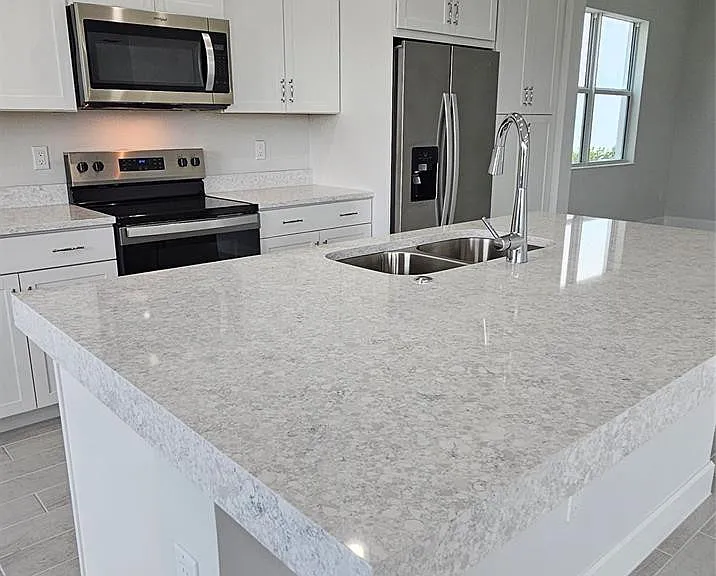 5461 Empire Dr — Photo 7