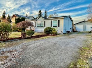 4960 Bay Rd, Blaine, WA 98230
