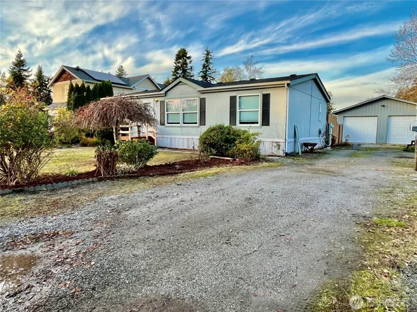 4960 Bay Road, Blaine, WA 98230