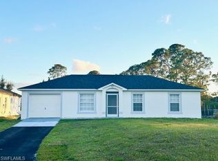 2970 22nd Ave NE, Naples, FL 34120