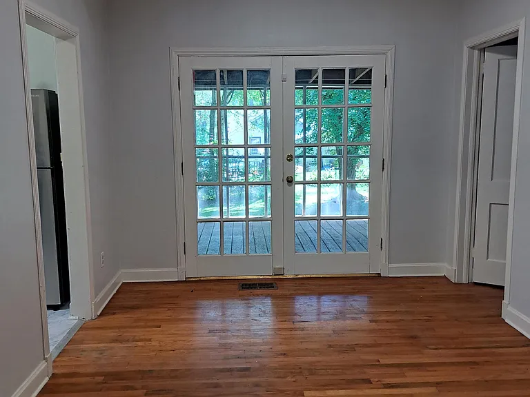 3243 Wellington Rd — Photo 9