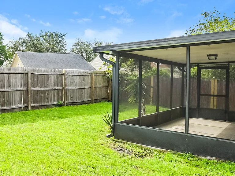 4331 Boca Woods Dr — Photo 16