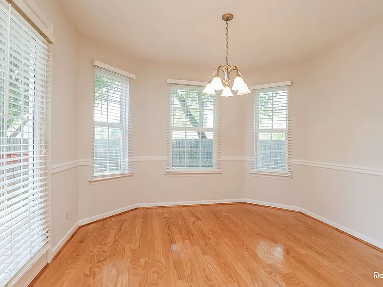 3003 Waywood Dr — Photo 7