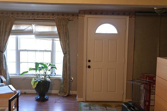 livingroom looking at door