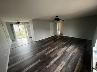 790 NE Village Squire Ave, Gresham, OR 97030