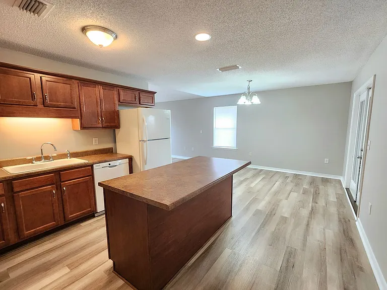 1732 Abbey Loop — Photo 15