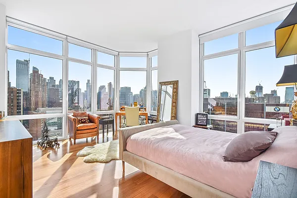 Rented by Compass | media 4