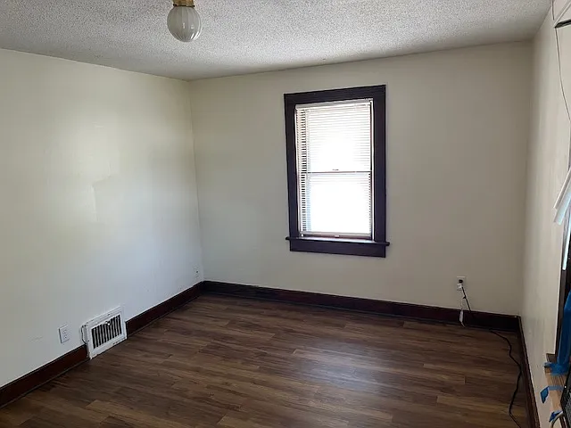 1818 California Ave — Photo 8