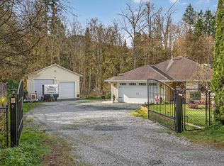 25700 116th Ave, Maple Ridge, BC