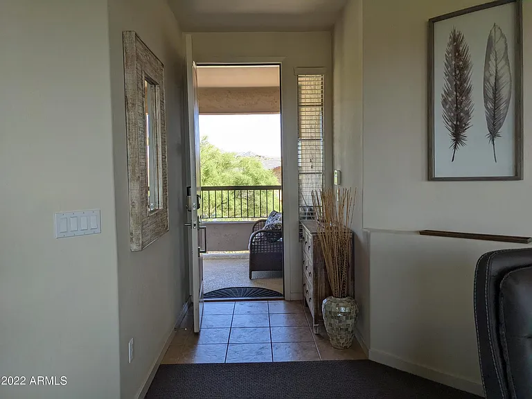 10260 E White Feather Ln #2017 — Photo 7