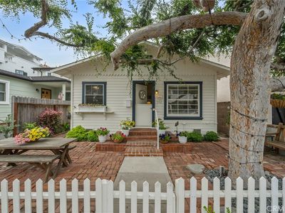 302 Sapphire Ave, Newport Beach, CA, 92662