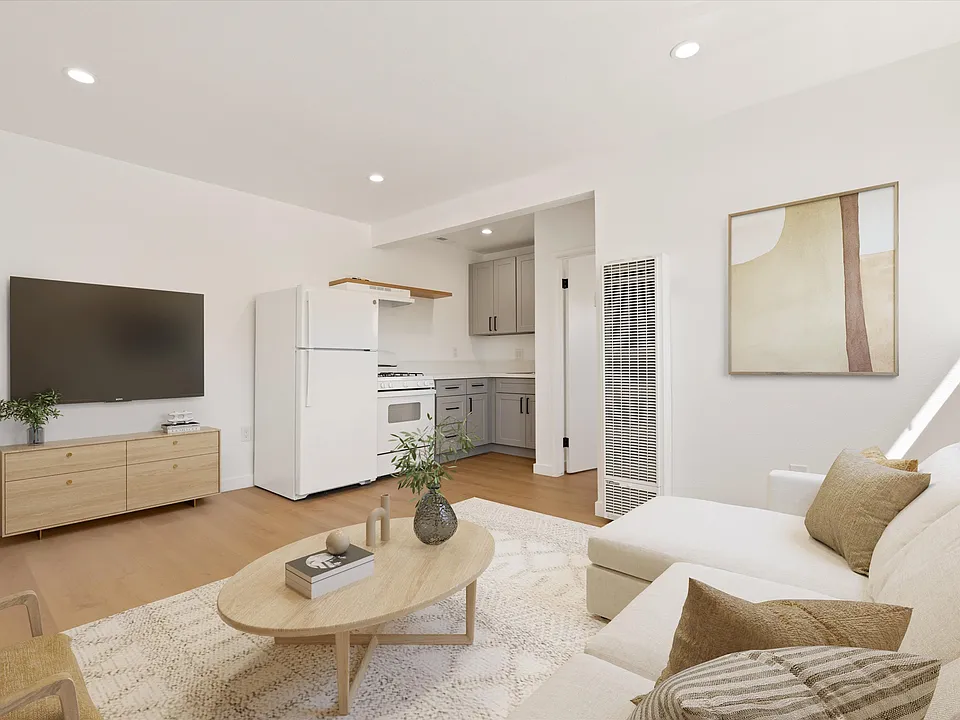 1329 W Carson St #1